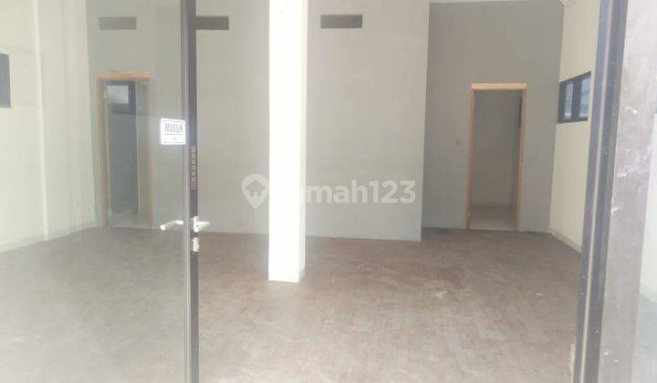 Disewakan Rumah Bisa Dijadikan Usaha Dipinggir Jalan Pondok Kopi 5