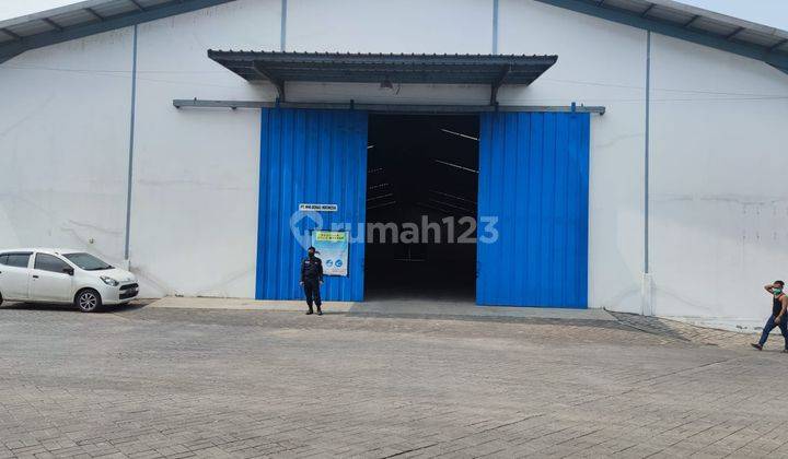 Di Sewakan Gudang di Klapanunggal Kabupaten Bogor Dekat Tol Gunung Putri Ada Loading Dock 1