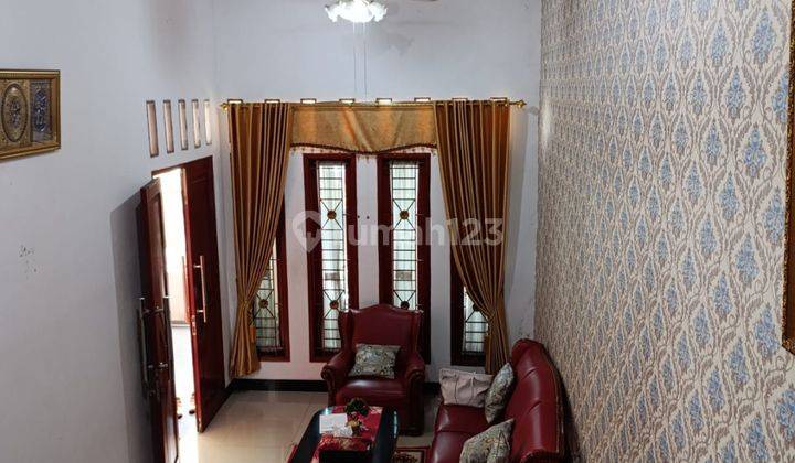 Dijual Rumah 3 Lantai Cocok Untuk Bisnis Kost2an 1