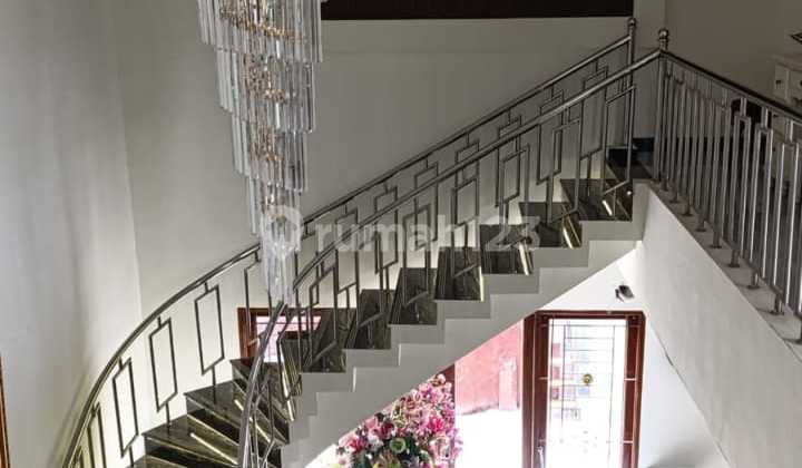 Rumah smart home 2 Lt Startegis di Tytyan Indah Bekasi Utara Rumah smart home 2 Lt Startegis di Tytyan Indah Bekasi Utara