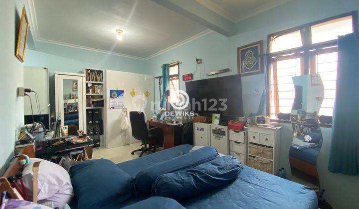 Rumah 2 Lantai Pancoran Jakarta Selatan Jalan Pengadegan 15