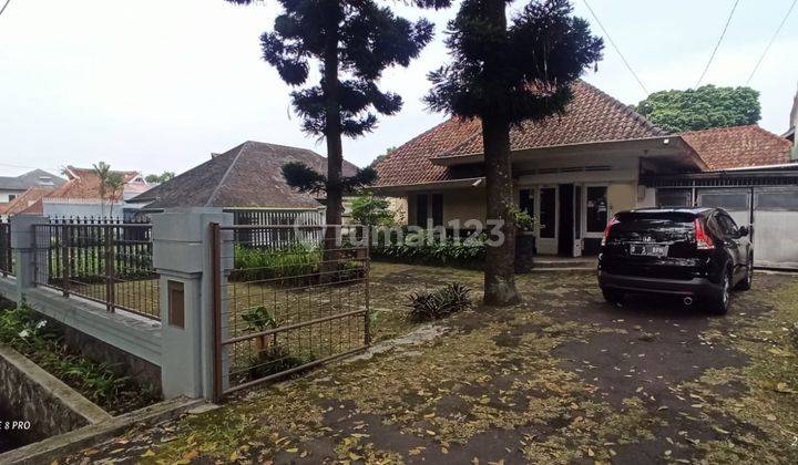 Rumah Tua Hanya Hitung Tanah Cipaganti Setiabudi Bandung  1