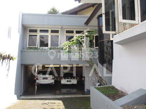 For Sale Rumah 2 Lantai Di Area Sayap Pasteur, Bandung 2