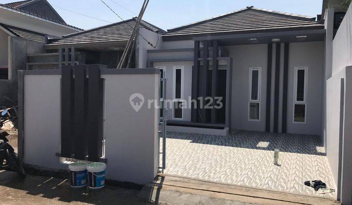 Rumah Minimalis Siap Huni Cocok Untuk Pasangan Muda Lokasi Di Cluster Ciganitri Buah Batu Bandung  1