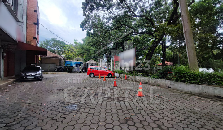 Cheap! Strategic Shop House in a Busy Area, Riau Wing 2