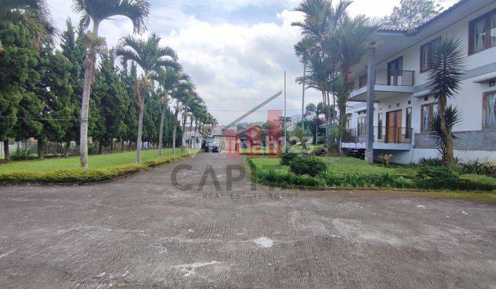 Good Invest .. Dijual Hanya Hitung Tanah .. Villa di Sayap Setiabudi 2