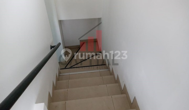 For Rent Gedung Ruang Usaha di Sayap Dago 4