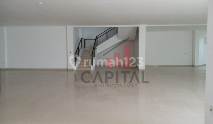 For Rent Gedung Ruang Usaha di Sayap Dago 10