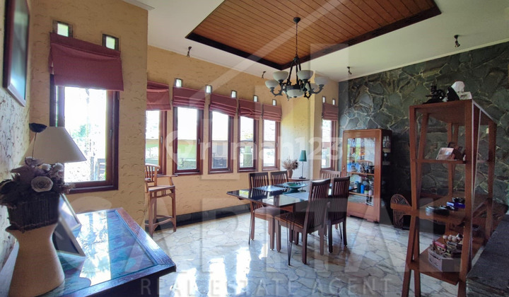 Rumah Artistik di Gegerkalong , Sayap Setiabudi