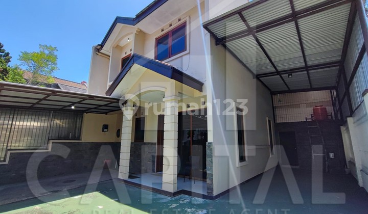 Jual Sewa Rumah Nyaman di Kawasan Elite Setraduta Jual Sewa Rumah Nyaman di Kawasan Elite Setraduta