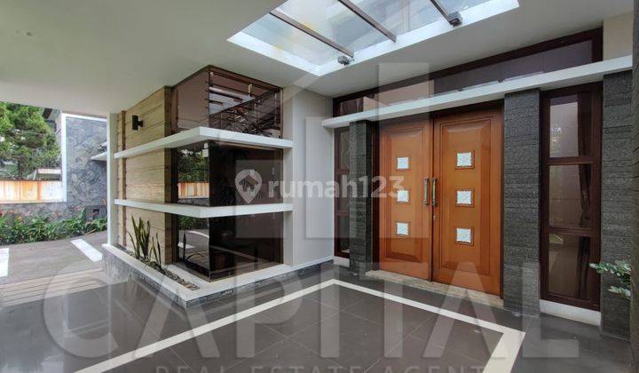 Rumah Lux Minimalis Modern di Mainroad Batununggal 1