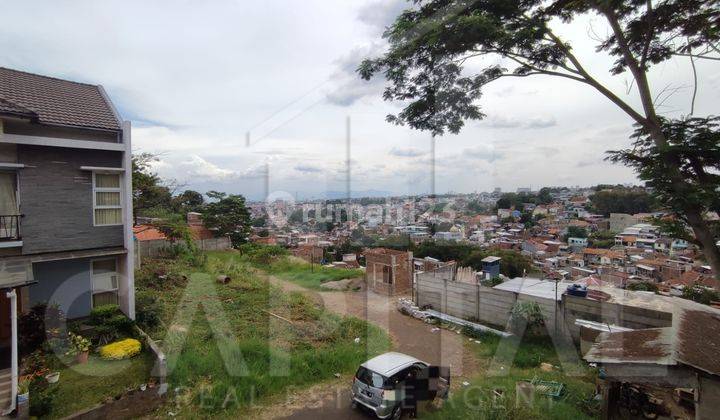 Murah Banget Tanah Dengan City View di Awiligar 1