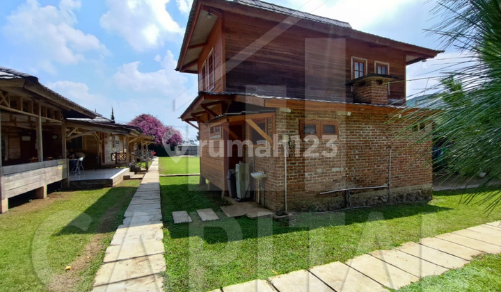 Super Bagus Banget, Tanah+Villa di Mainroad Maribaya - Lembang