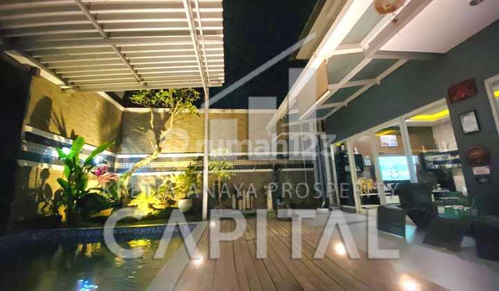 Premium Luxury House With Private Pool di Kota Baru Parahyangan