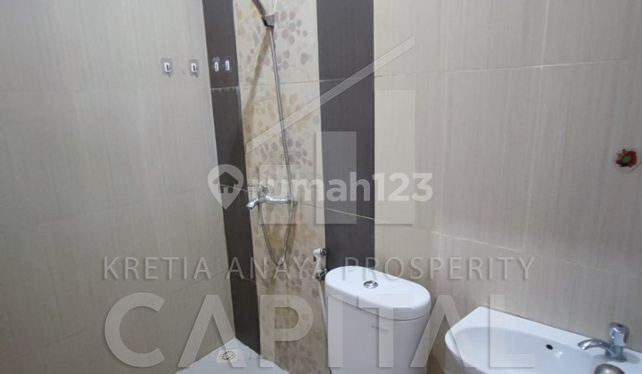 Rumah Kost Aktif Di Tanjung Duren - Jakarta Barat