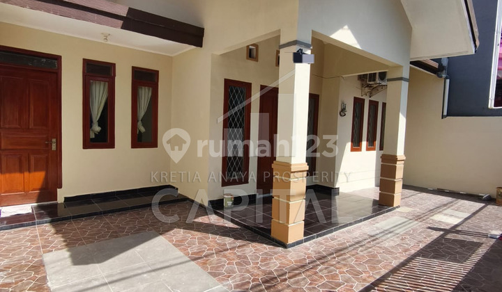 House, Move-in Ready, Strategic Location in Taman Kopo Indah (Tki) 3 1