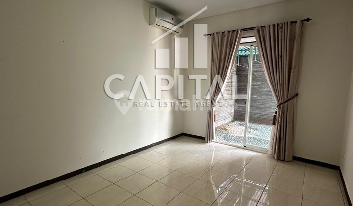 Ready-to-Occupy House in Kota Baru Parahyangan Kbp Tatar Candraresmi 2