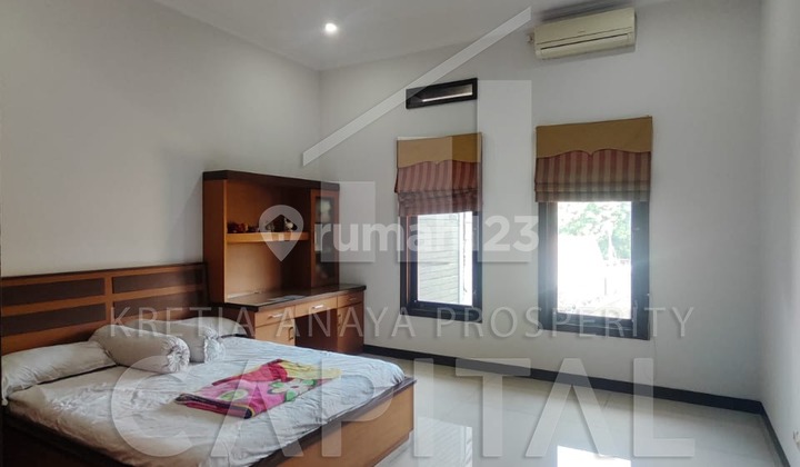 Rumah Full Furnished Dengan Taman Luas Di Area Setiabudi, Bandung 2