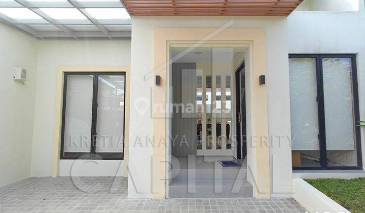 Rumah Bagus Semi Furnished di Kota Baru Parahyangan, Bandung 1