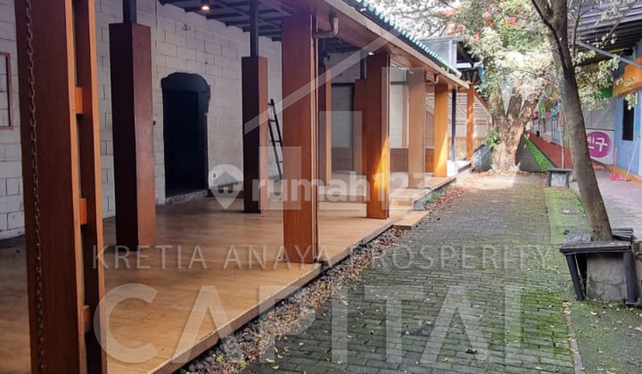 Ruang Usaha Strategis di Area Favorit dan Ramai Sayap Dago Ruang Usaha Strategis di Area Favorit dan Ramai Sayap Dago