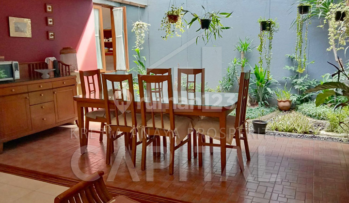 Elegant Semi-Furnished House - Setraduta 2