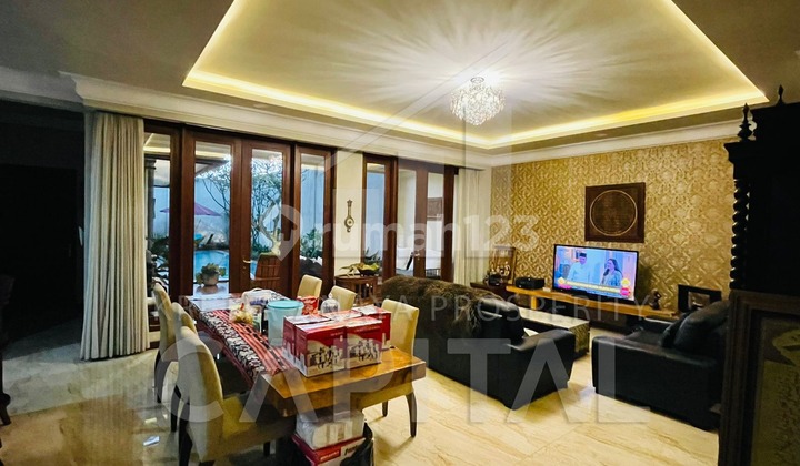 Rumah American Style + Kolam Renang Di Gegerkalong 2