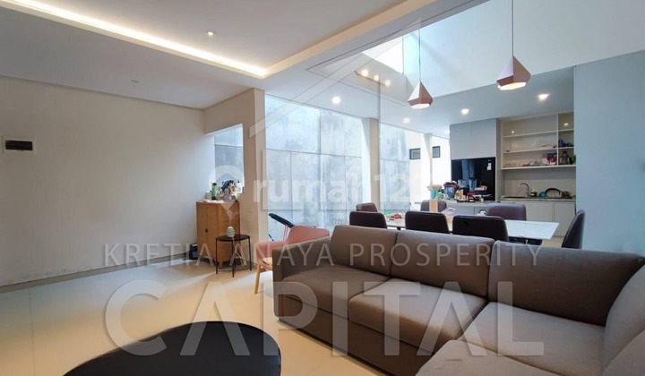 Great, Comfortable and Strategic House in Setradago Antapani 2