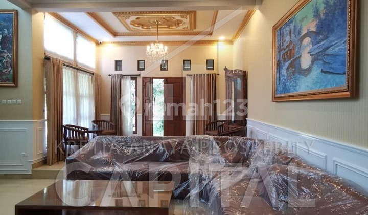 Luxury House with Lake View in Tatar Pitaloka – Parahyangan New City