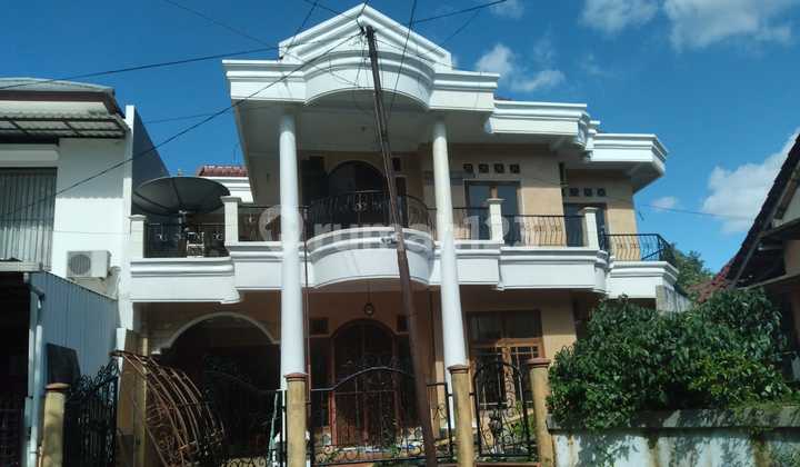 Rumah Cantik Clasic Siap Huni di Villa Melati Mas Serpong