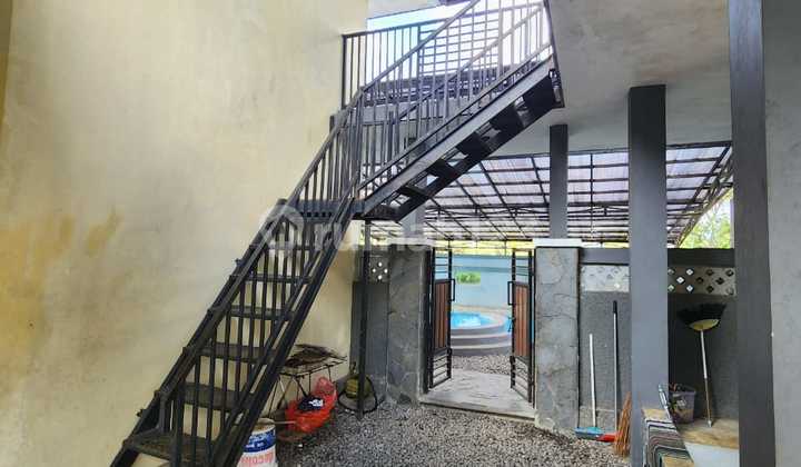 Ready-to-Occupy Villa House in a Strategic Environment in Cipanas Bogor 2