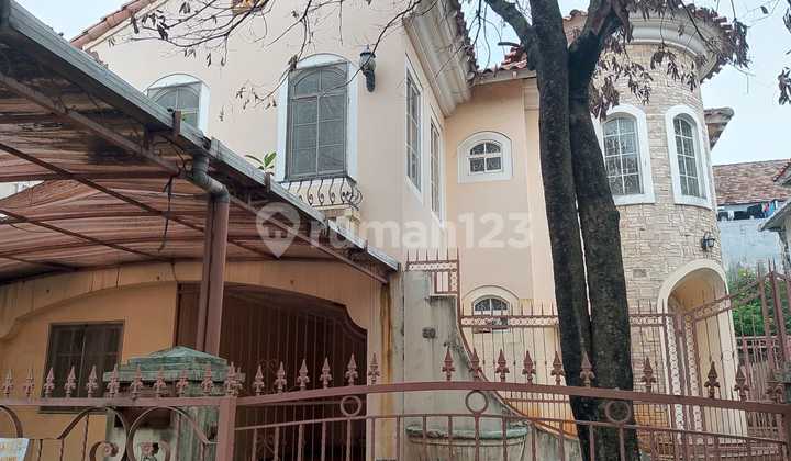 Rumah Cantik Boulevard di Lippo Karawaci Tangerang 2