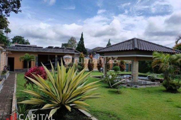 Turun Harga Dijual Rumah Villa Lembang, Desain American Style. 2