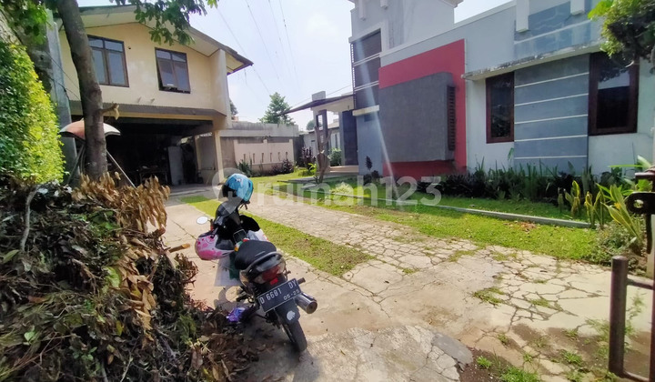 Sewa Rumah Unik Daerah Sarijadi Akses Dekat Setraduta 10