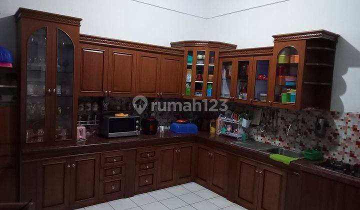 Dijual Cepat Rumah Tinggal Nyaman Beserta Isinya, Ada Usaha Kos kosan Daerah Sayap Ahmad Yani 6