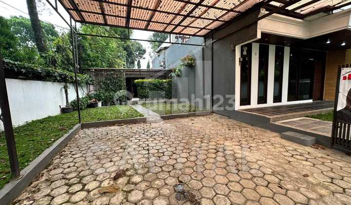 Guaranteed to Make You Fall in Love! A Perfectly Maintained Clean House in the Heart of Bandung, Dadali Complex. 2