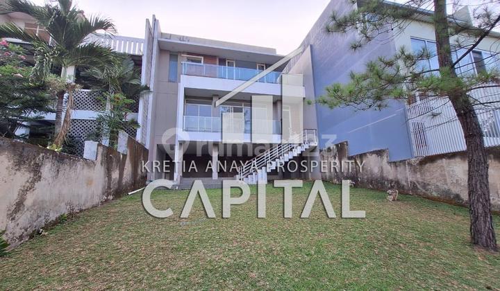 Rumah Nan Nyaman di Tatar Naganingrum Kota Baru Parahyangan