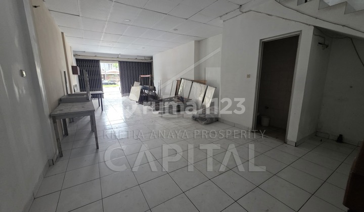 Ruko 2 Lantai Siap Usaha di Mainroad Mekarwangi Dekat Supermarket Yogya 2