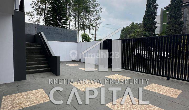 Rumah Baru 3 Lantai Design Modern Minimalis Dengan View Gunung Yang Cantik Di Pondok Hijau Setiabudi Bandung 1