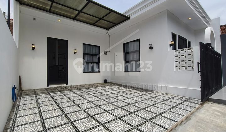 Rumah Baru nan Modern dengan Konsep Rumah Tumbuh di Setiabudi Regensi Bandung Utara Rumah Baru nan Modern dengan Konsep Rumah Tumbuh di Setiabudi Regensi Bandung Utara