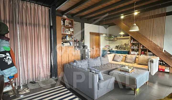 Rumah Dengan View Cantik Design Unik By Dendy Darman Studio di Bojong Koneng Atas Cikutra