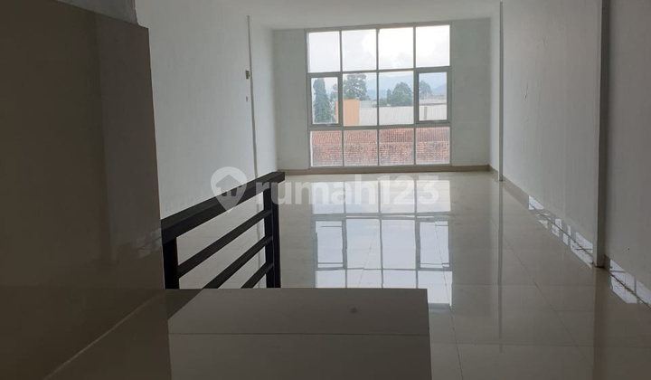Sewa Ruko 3 Lantai di Geusan Ulun Kota Sumedang 5