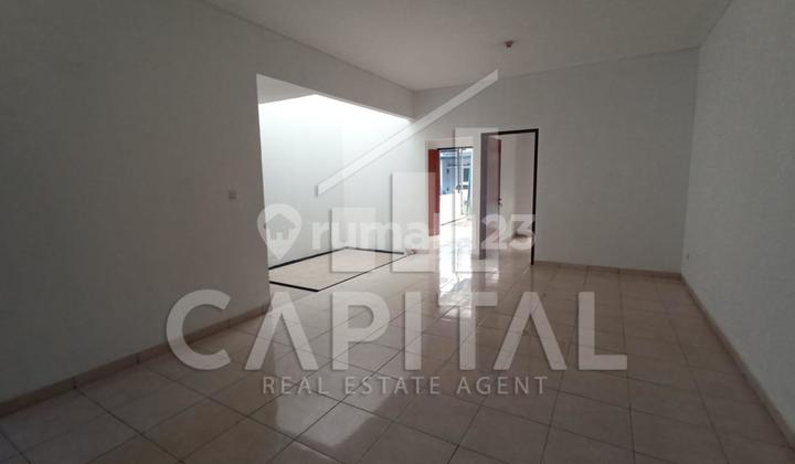 Rumah di Komplek Mekarwangi Bandung 2