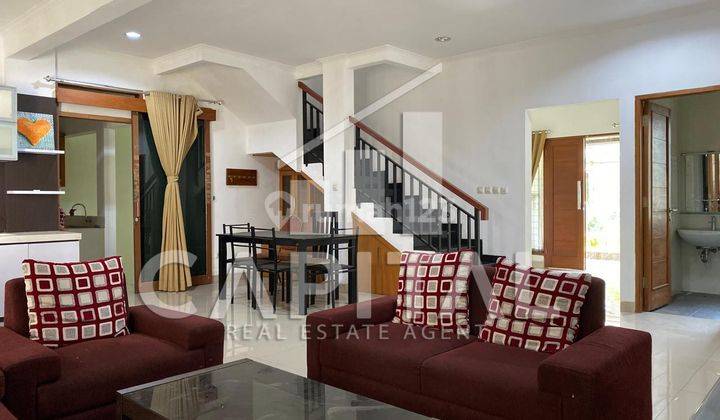 Rumah Furnished Bagus Siap Huni di Setraduta, Bandung 1