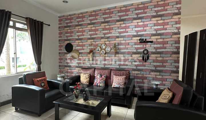 Rumah Keren Fully Furnished Dilengkapi Kolam Renang di Kota Baru Parahyangan Tatar Ratnasasih