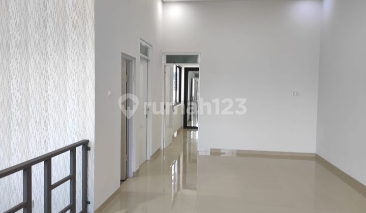 Rumah Baru Minimalis 2 Lantai Daerah Kembar Bandung