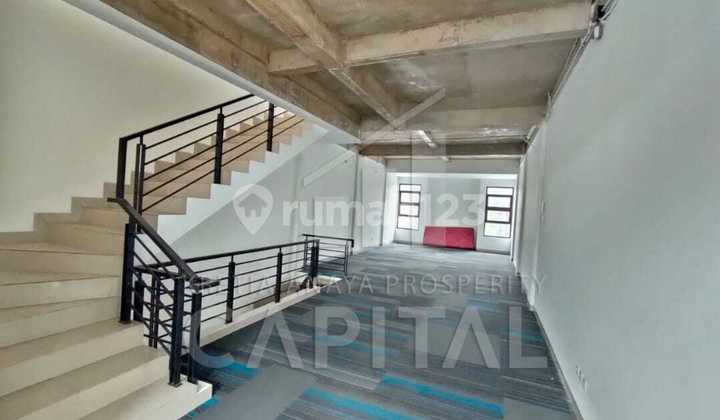 Ruko 3 Lantai di Batununggal Dengan Lokasi Strategis Dan Nyaman Ready Untuk Berbagai Usaha