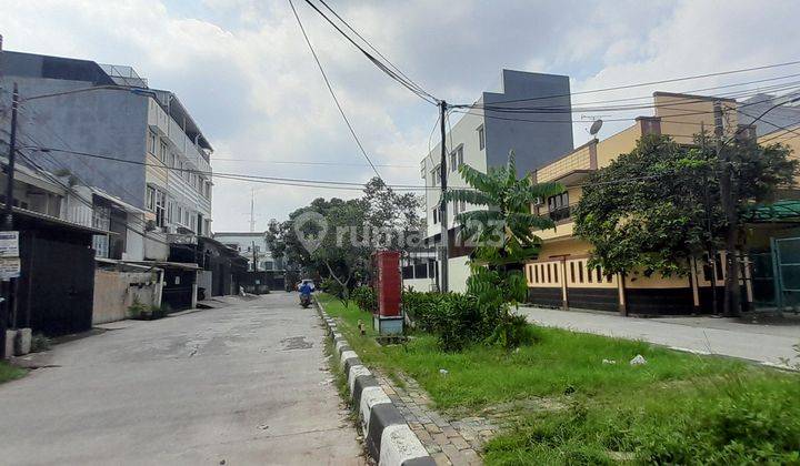 Rumah Taman Cosmos Hadap Timur Dekat Pasar Pesing 2