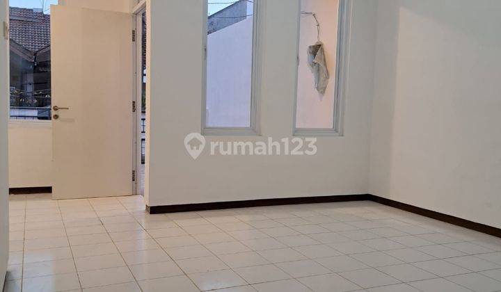 Rumah Gading Serpong Sektor 1C Siap Huni  2