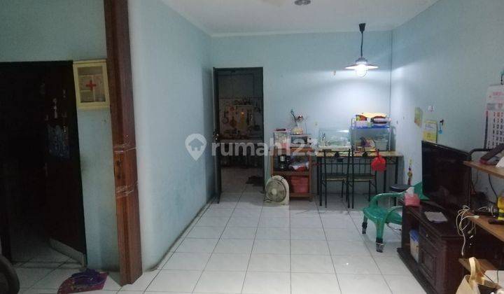 Rumah Tua Hitung Tanah Muara Karang 1 1/2 Lantai Hadap Timur Lebar Jalan 2 Mobil 1