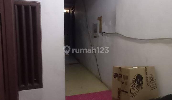 Rumah Tua Hitung Tanah Puri Indah Hadap Selatan  2